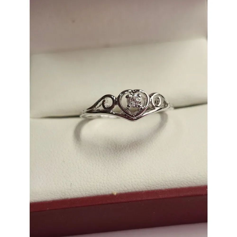 Silver Tone Heart Ring with Center Crystal Stone - Size 10.25